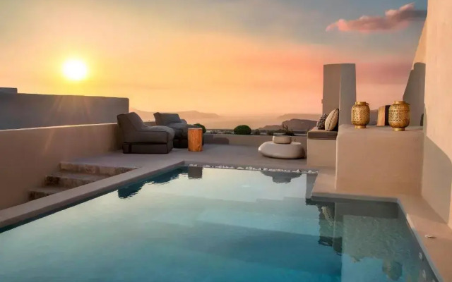 Halcyon Days Suites