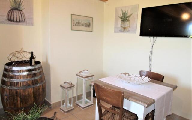 Scalecci, country home