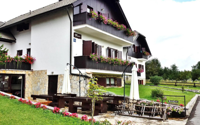 Ethno Garden Apartments