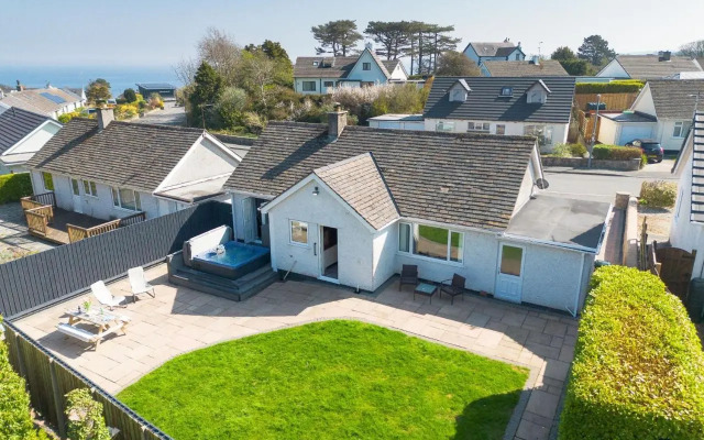80 Breeze Hill