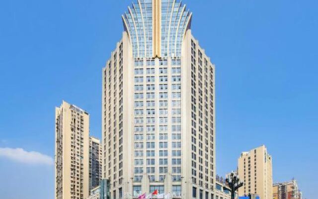 Yibin Celebrity City Hotel