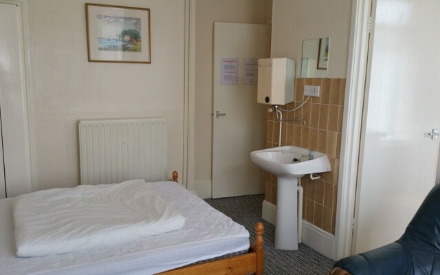 2 Berth, First Floor Flat, Glen Villa 4