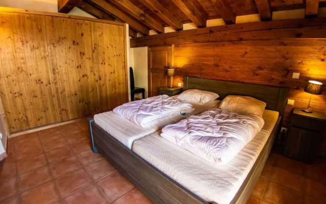 Apartment in Saint-francois-longchamp Near ski