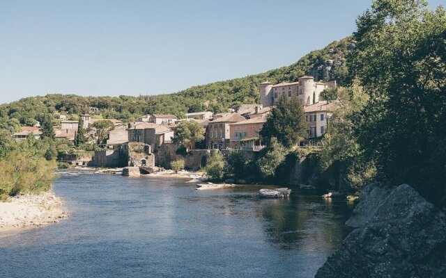 Domaine de Saint Cerice en Ardèche Sud