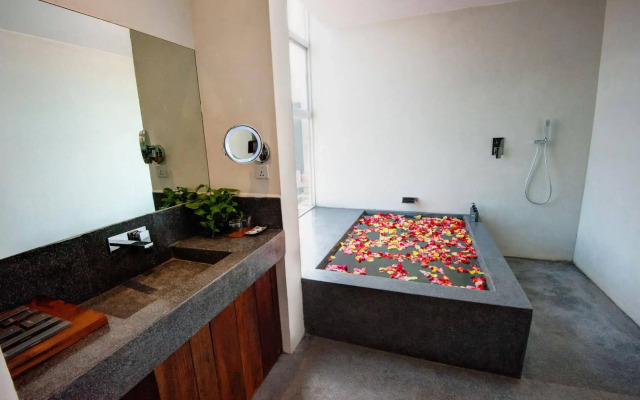 Balconitel Boutique Hotel