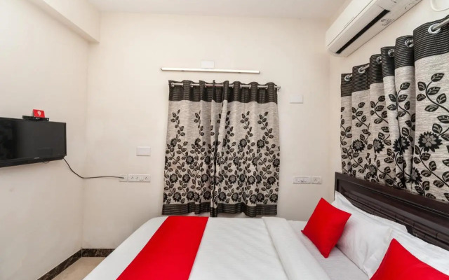 OYO 28257 Skye Service Apartments