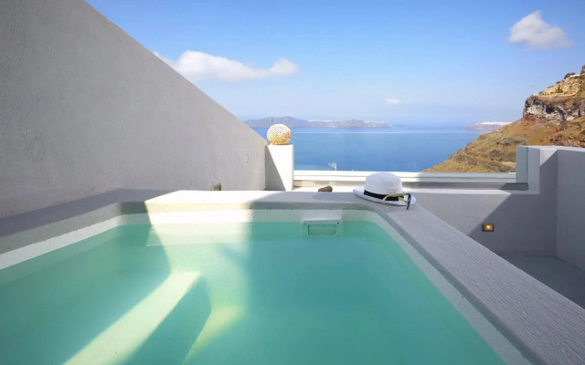 Caldera Apex Suites