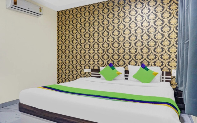 Treebo Trend Emerald Tree Chakan