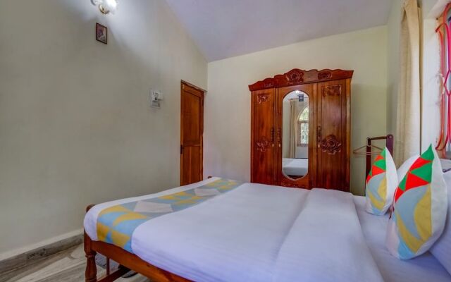 OYO 12150 Home Spacious 2BHK Betalbatim