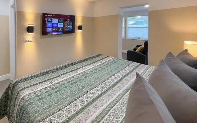 TriLuxe Inn & Studios