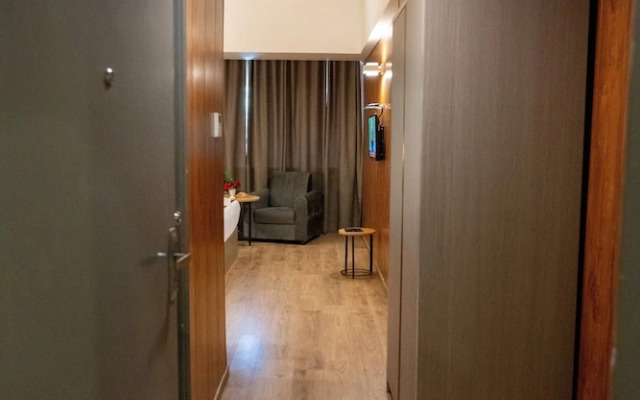 FabHotel Asrani International