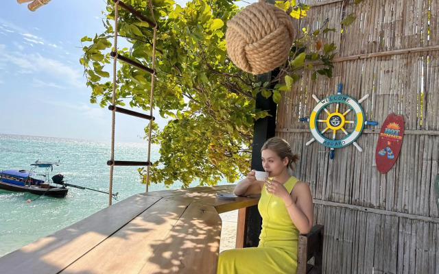 Lipe Power Beach Resort