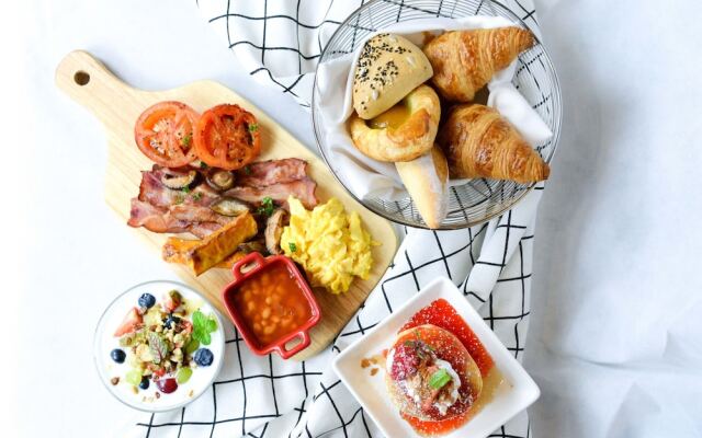 Chengdu House International Hotel