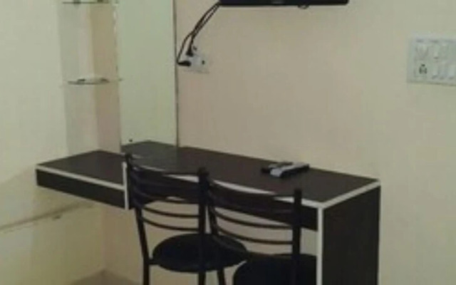 Laddu Gopal Guest House Mathura by Goroomgo