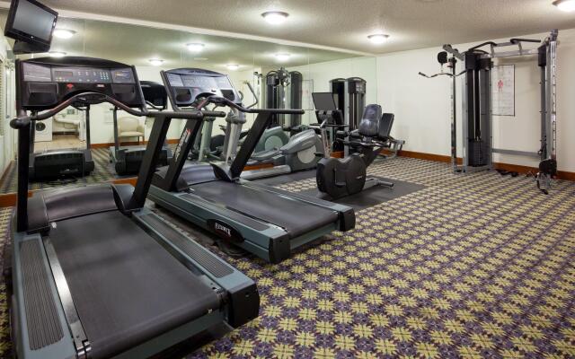 Staybridge Suites MPLS-Maple Grove/Arbor Lakes by IHG