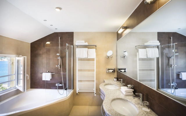 Valamar Atrium Residence