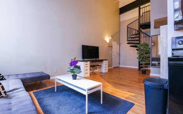 Downtown Denver 2BR Apartment - Open Plan Living!