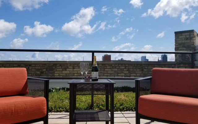 The Brewhouse Inn & Suites