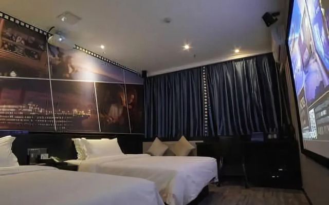 Film Hotel
