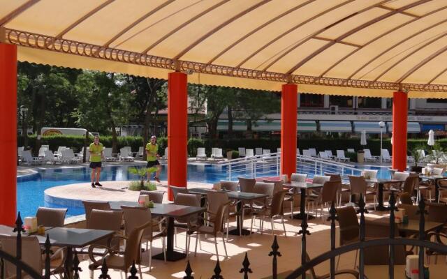 MPM Kalina Garden Hotel