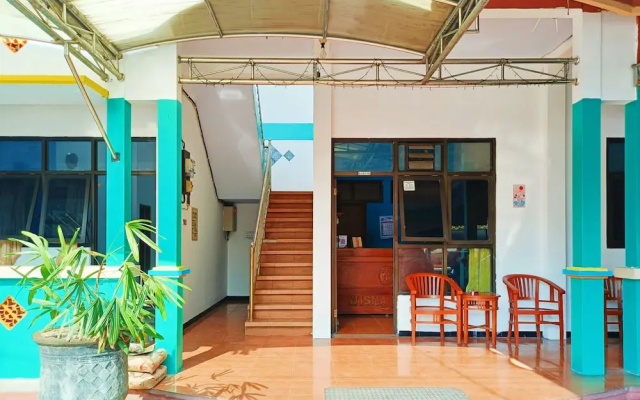 TwoSpaces Living at Sutomo Homestay – Lobby – Madiun