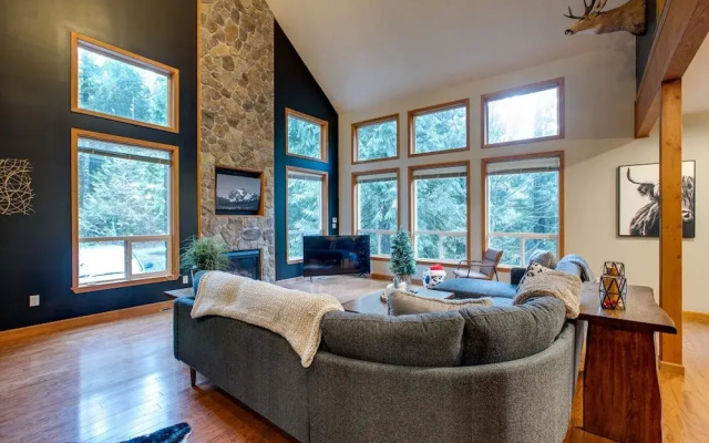 Mt Baker Lodging Cabin 20 - Sleeps 6