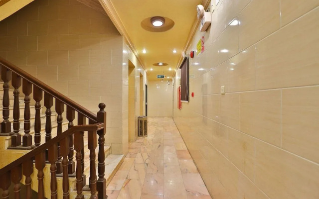 OYO 341 Sorooh Taibah Furnished Apts