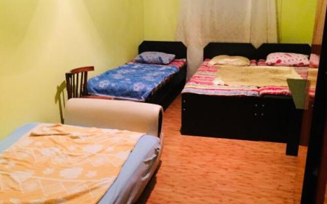 Aleqsandre' S Hostel