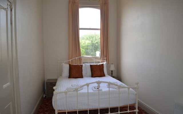 Empire Hotel Deloraine