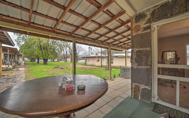 Unplugged Bryson City Cabin Near Downtown