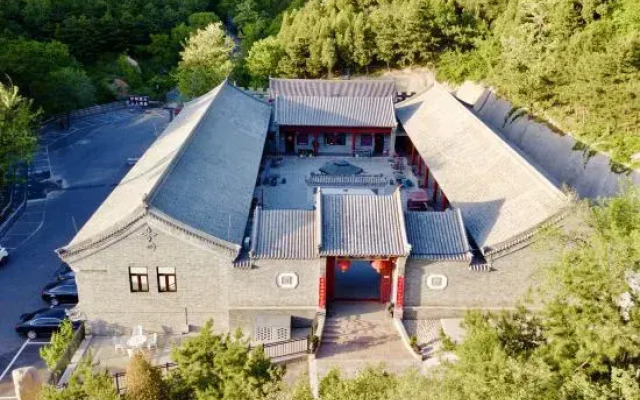 Beijing Badaling Great Wall old ancient inn yard