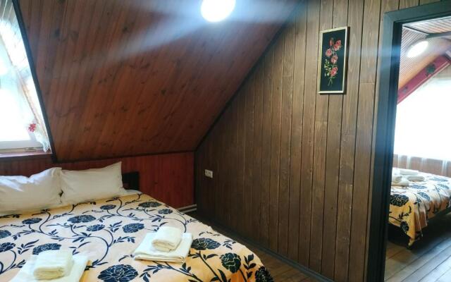 Мотель "Гостинний Двір"