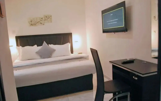 Ted G Hotel