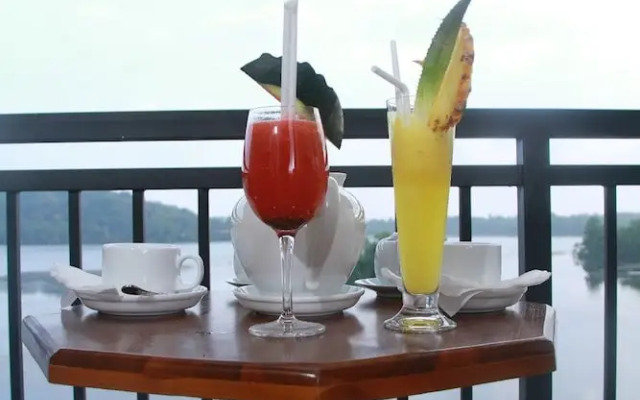 Sanu Lagoon Resorts&Spa