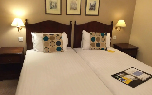 Kingston Lodge Hotel