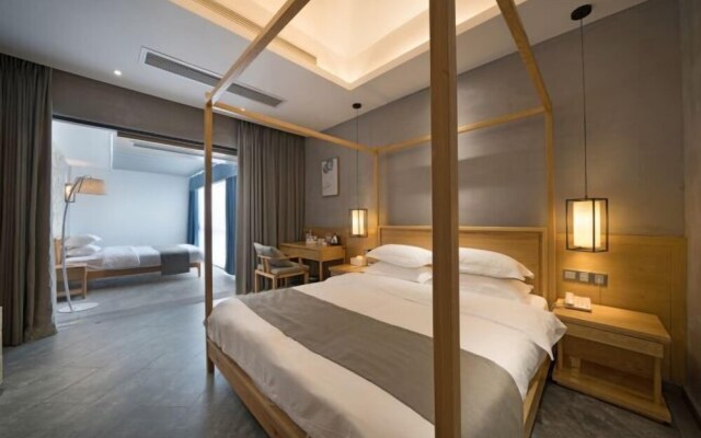 Yueming Xiaoyuan Hostel