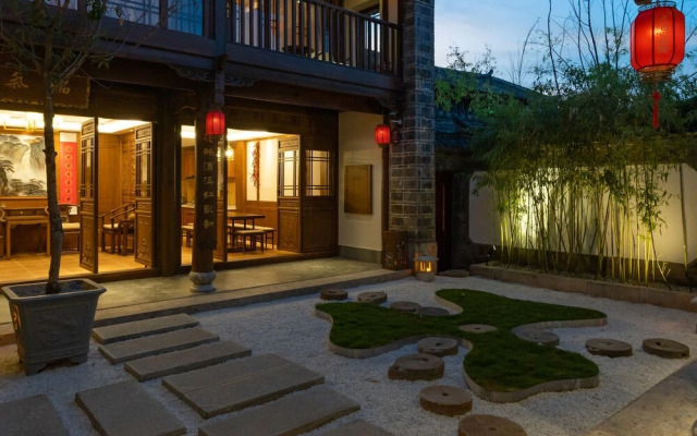 Lijiang Passing-Cloud Resort