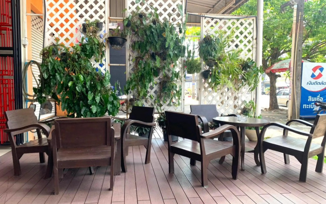 Lub Sbuy Hostel