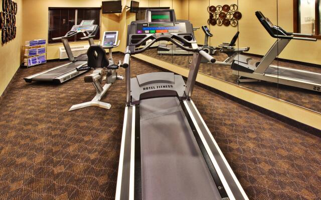 Holiday Inn Express Hotel & Suites Dubuque by IHG