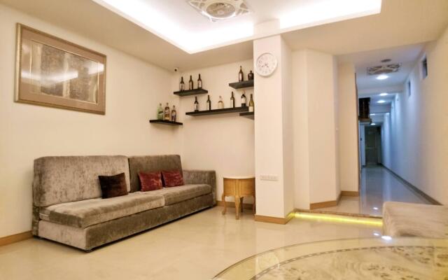 Shihlin Service Apartment