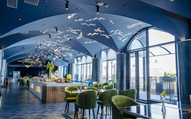 Ocean Hotel