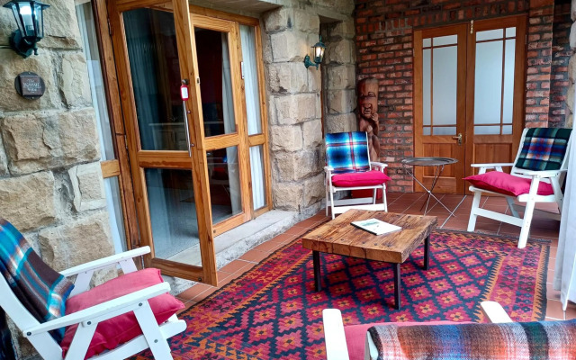 The Clarens Country House