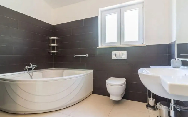 Villa Martha Comfortable Holiday Residence