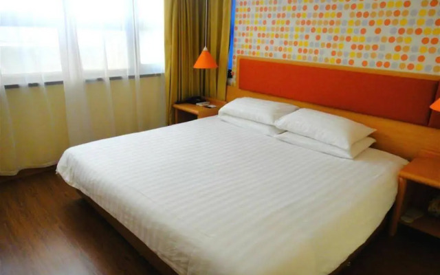 Home Hotel Suzhou Guanqian