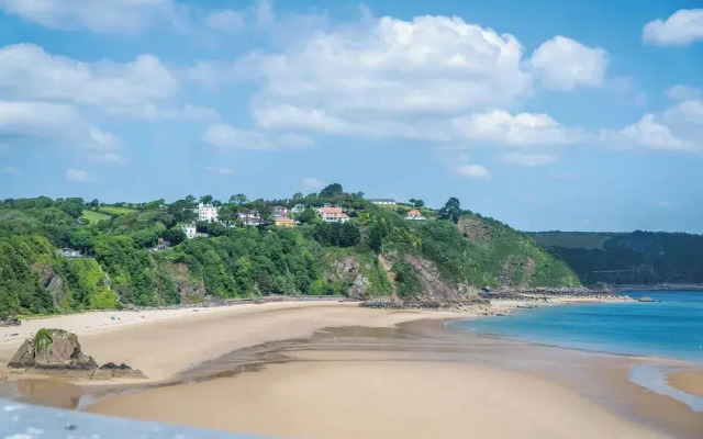 Rooftops - 1 Bedroom Apartment - Tenby