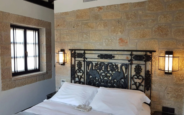 Polismata - Private Residences