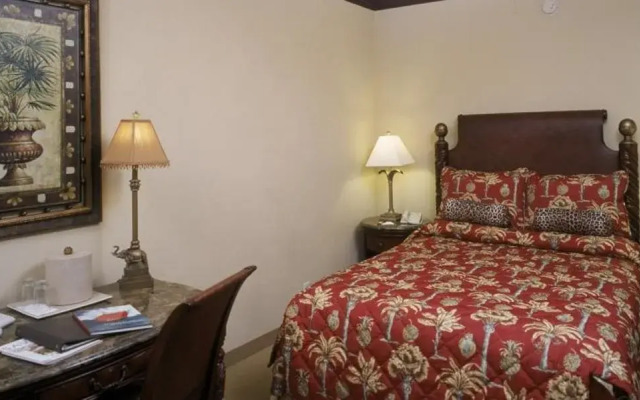 Beachcomber Resort & Club