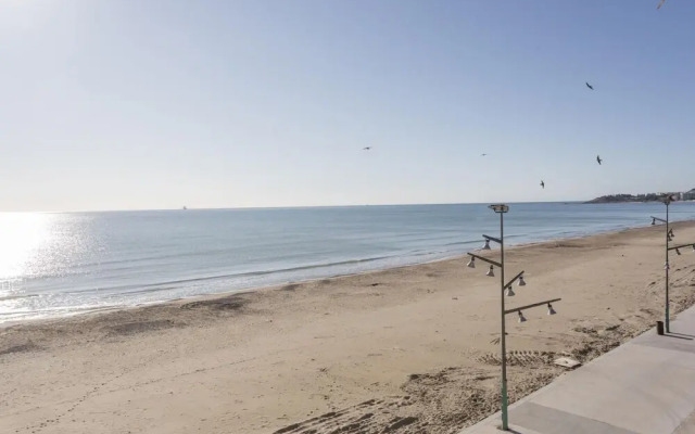 Simplistic Apartment in La Pineda near Sea
