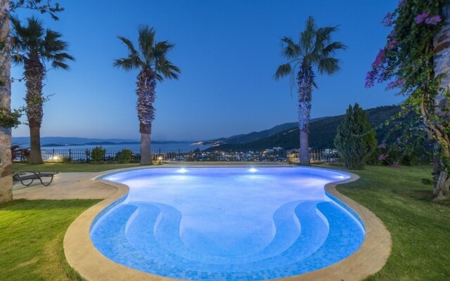 Villa Torba Bay 1/A by Evtatilim