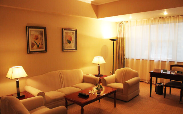Grand Metropark Liyuan Hotel